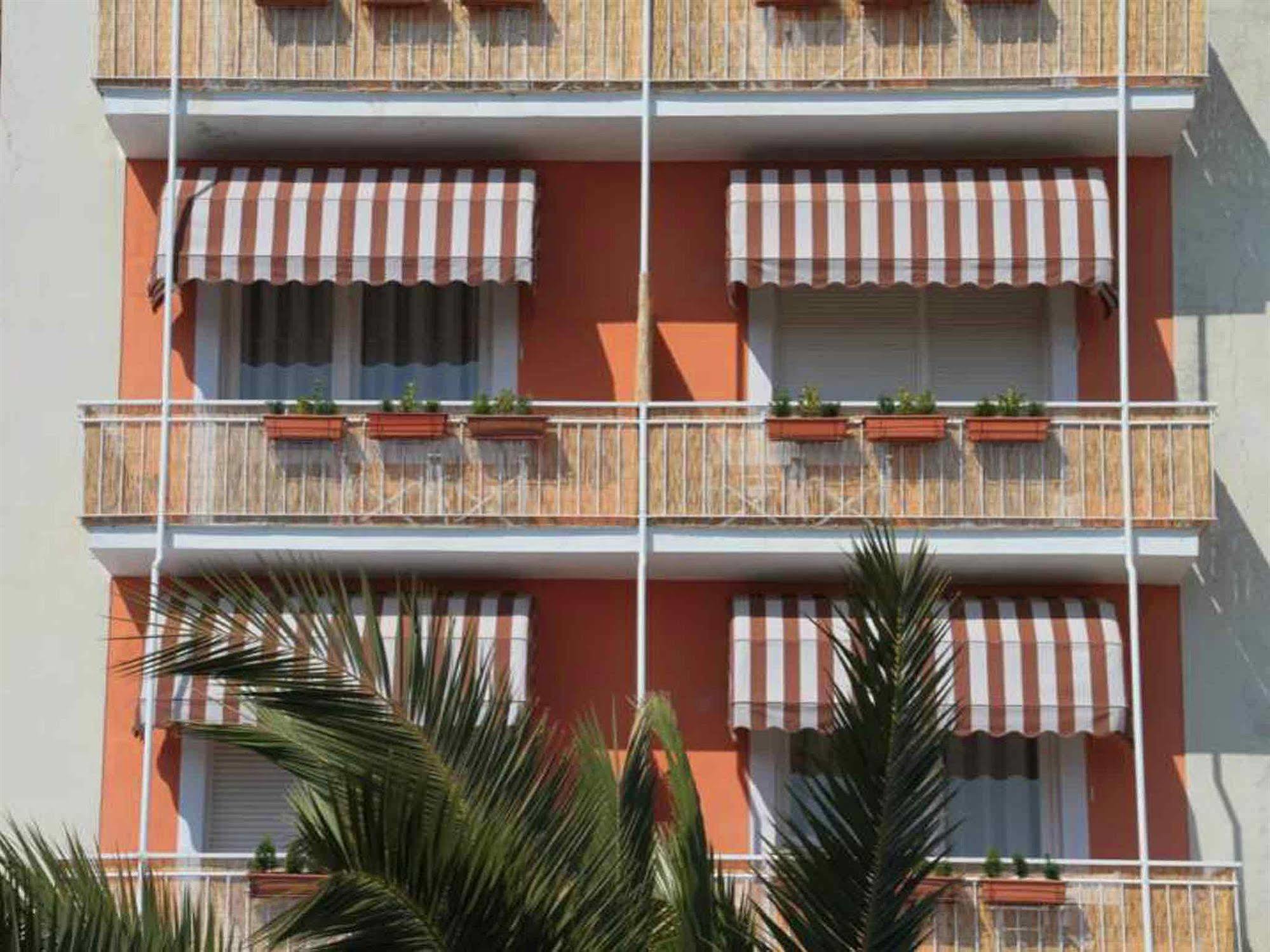 Hotel Ancora Riviera Lavagna Extérieur photo